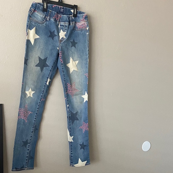 GAP Kids Blue Jeans with Star Design - Picture 2 of 5